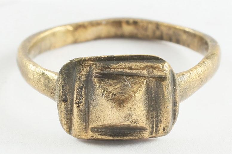 ROMAN PROSTITUTE’S RING 1st-3rd CENTURY AD SIZE 4 7/8