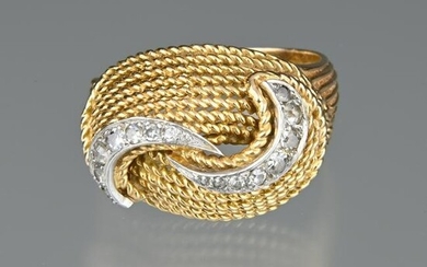 Rope-patterned ring