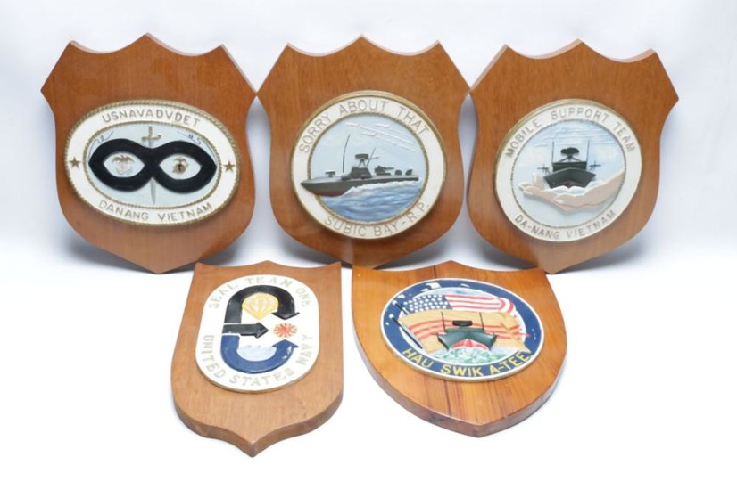 Set Of Vintage Military Related Plaques (5)