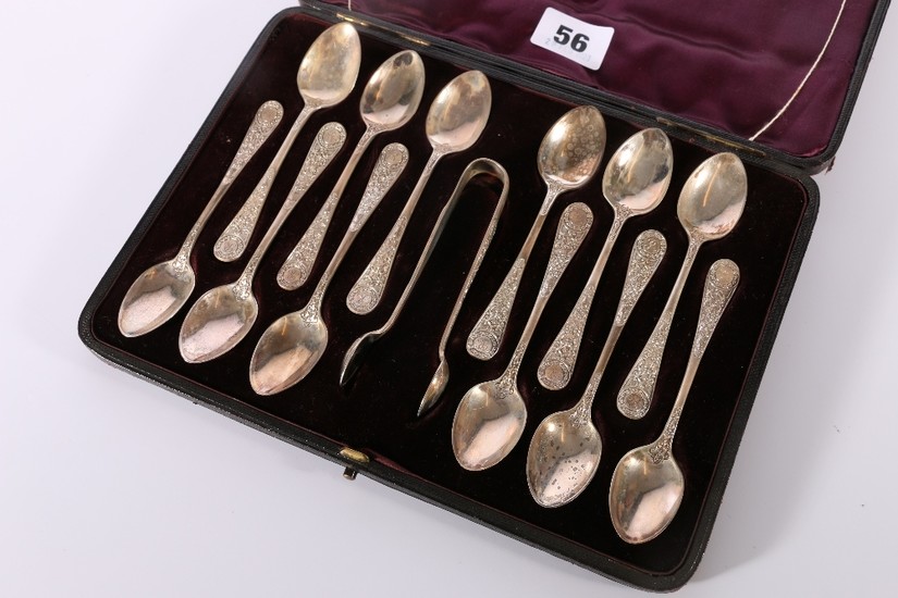 Set of twelve Victorian silver fancy pattern tea spoons and ...