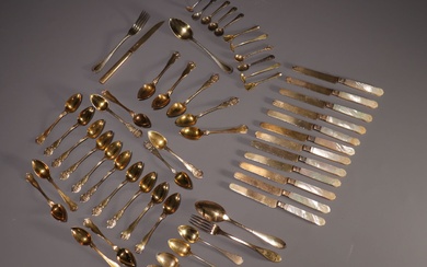 Set of various pieces of cutlery in vermeil weighing 1250gr.
