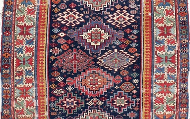 Shirvan antique, Caucase, 19e siècle, laine sur laine, env. 245 x 122 cm, RMN :...