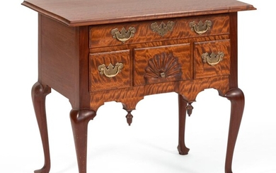 QUEEN ANNE-STYLE LOWBOY ATTRIBUTED TO BILL ROTH Yarmouth...