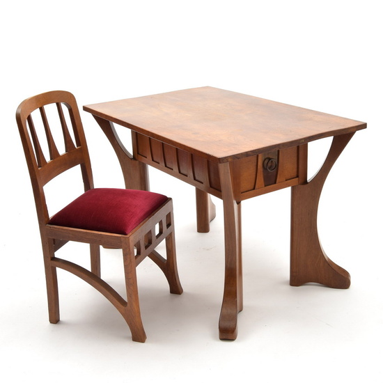 Teak wooden table and 4 chairs, design Chris Wegerif, execution...