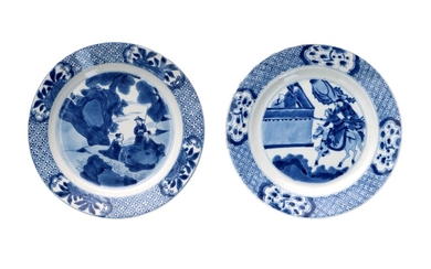 (-), Two blue and white porcelain dishes, 1)...