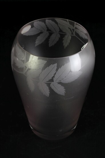 Unusual Vintage Bohemian Art Glass Vase H:21cm