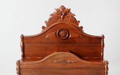 Victorian Style Carved Wood Footboard Bench