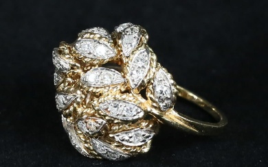 Vintage 10k Gold Diamond Cluster Ring