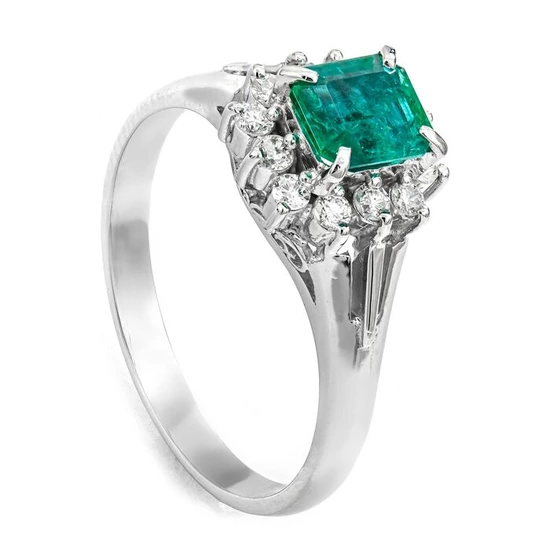 0.74 tcw Emerald Ring Platinum - Ring - 0.54 ct Emerald - 0.20 ct Diamonds - No Reserve Price