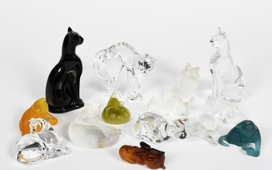 Thirteen glass cats, including Lalique Baccarat an…