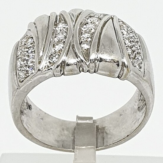 18 kt. White gold - Ring - 0.32 ct Diamonds