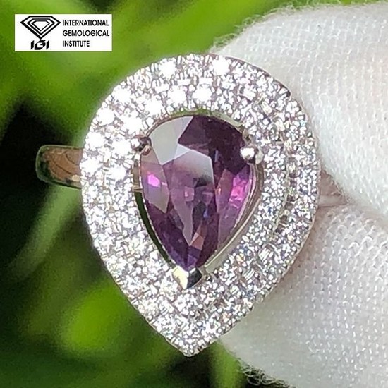 18 kt. White gold - Ring IGI Certified No Heating Pinkish Purple Sapphire - VS Diamonds - Low Reserve Price