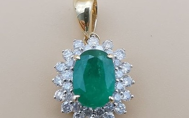 18 kt. Yellow gold - Pendant - 1.50 ct Emerald - Diamonds