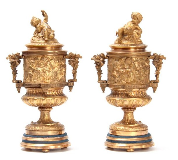A PAIR OF 19TH CENTURY FRENCH TWO-TONE GILT BRONZE