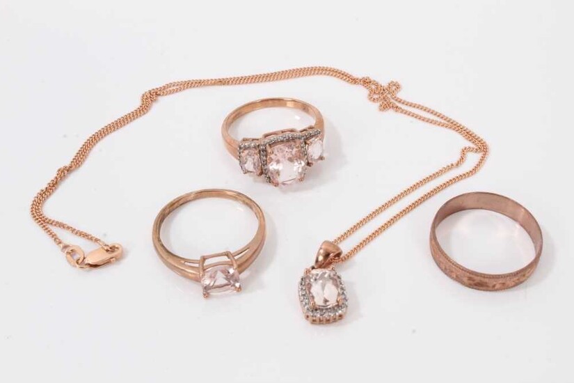 9ct rose gold gem set pendant on chain, together with a similar style ring and two other 9ct rose gold rings (4)