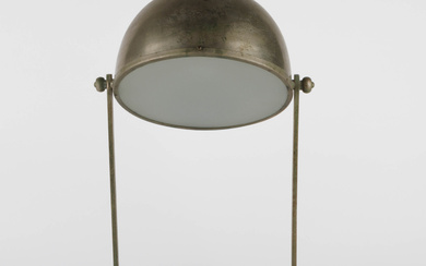 A 1930s adjustable modernist table lamp. Nickel plated copper. In working condition.
