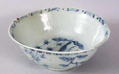 A CHINESE MING BLUE & WHITE PORCELAIN BOWL,decorated