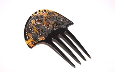 A CHINESE TORTOISE SHELL 'DRAGON' HAIR COMB