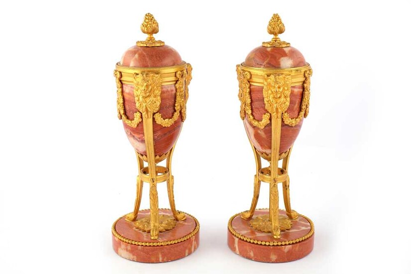 A PAIR OF FRENCH PINK MARBLE AND GILT BRONZE MOUNTED CASSOULETTES, LATE 19TH/EARLY 20TH CENTURY