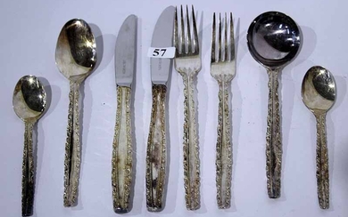 A SILVER PLATED CUTLERY SETTING FOR SIX