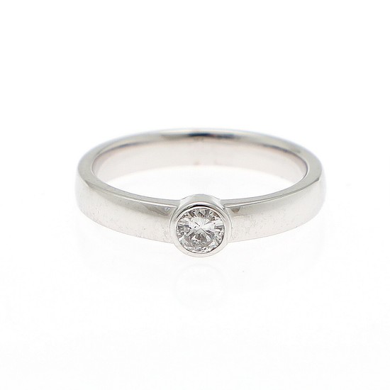 A diamond ring set with a brilliant-cut diamond weighing app. 0.24 ct., mounted in 14k white gold. Size 56.