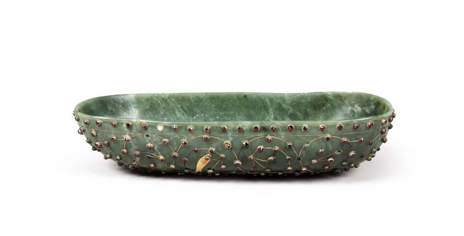 A gem-set nephrite bowl, India, Mughal, 19th century and earlier