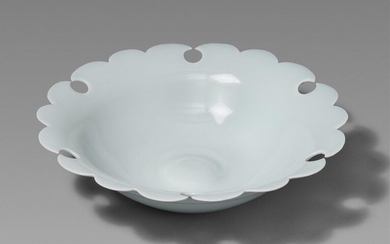 A large bowl, by Yagi Akira (born 1955). Early 21st...
