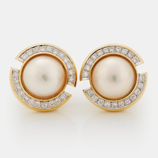 A pair of 18K gold and mabe pearl earrings set with round brilliant-cut diamonds