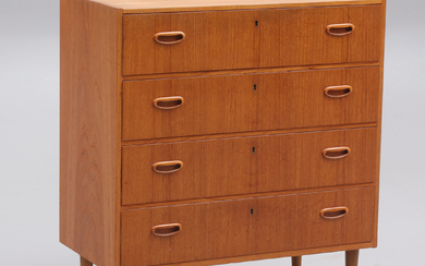 A teak chest of drawers, 4 drawers, mid 20th century.