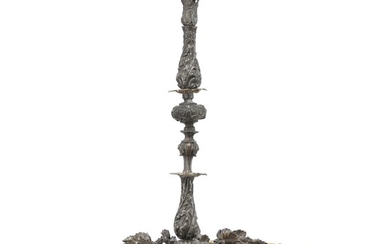 A ten-light patinated metal chandelier. Late 19th century. H. 75 cm. Diam. 50 cm.