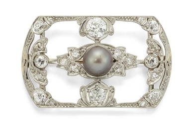 AN EARLY 20TH CENTURY DIAMOND AND CULTURED PEARL