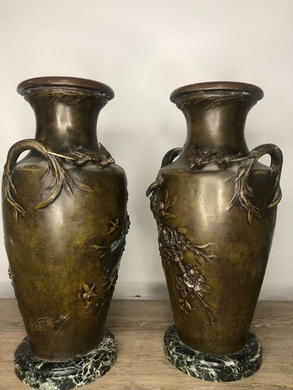 Auguste and Hippolyte Moreau - Pair of Art Nouveau Vases