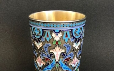 Beaker, Russian 19th centuryGilt Silver Enamel Cup (1) - .875 (84 Zolotniki) silver, Silver gilt, enamel - Pavel Ovchinnikov - Russia - Late 19th century