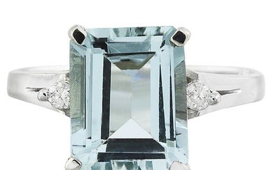 Beautiful Aquamarine Diamond Ring 14K White Gold