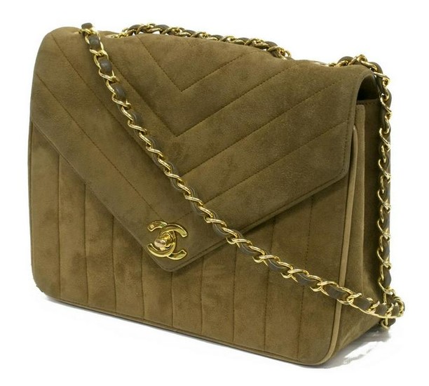 CHANEL CHEVRON QUILTED SUEDE ENVELOPE FLAP BAG