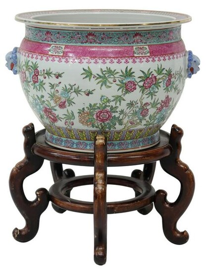CHINESE FAMILLE ROSE PORCELAIN FISHBOWL ON STAND