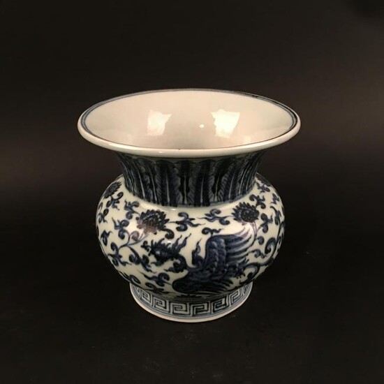 Chinese Blue-White 'Phoenix' Vase