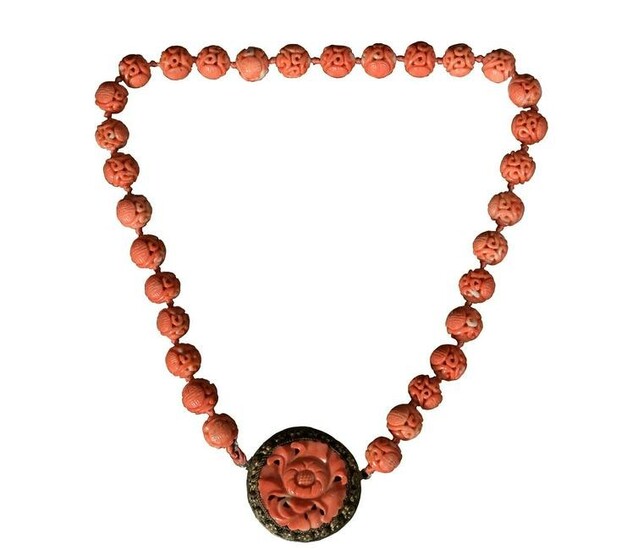 Chinese Coral Necklace, 19th Century