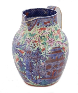 Chinese Export clobber ware porcelain pitcher