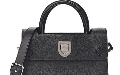 Christian Dior - Grained Calfskin Mini Diorever Flap Black Shoulder bag