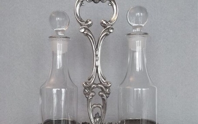 Cruet stand, Oil and vinegar cruet - .800 silver - Cesa 1881 - Alessandria - Kingdom of Italy - Italy - Early 20th century