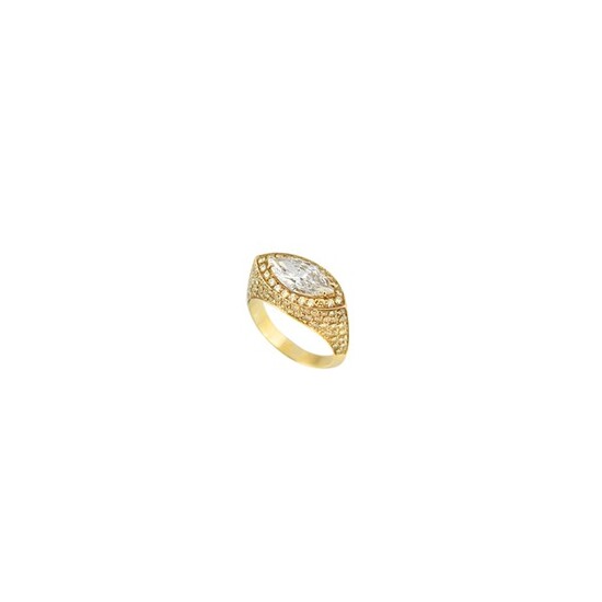 * DIAMOND AND GOLD RING