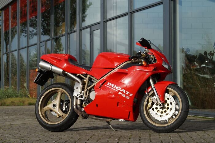 Ducati - 748 - 1998