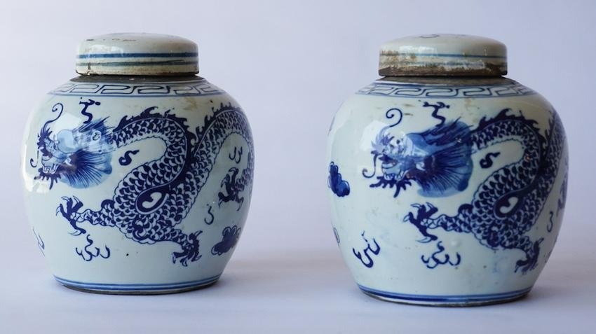 Fine Pair Antique Chinese Porcelain Lidded Jars