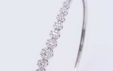 Floral Inspired 1.25 Carats Diamonds White gold Cluster Bangle Bracelet