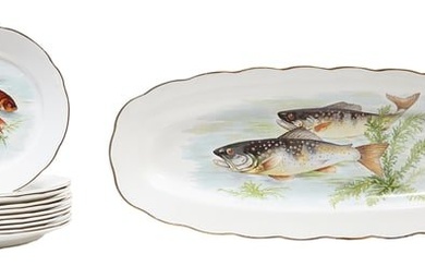 French Eleven Piece Ceramic Fish Set, 20th c., by Digoin and Sarrguemines, consisting of 10 circular