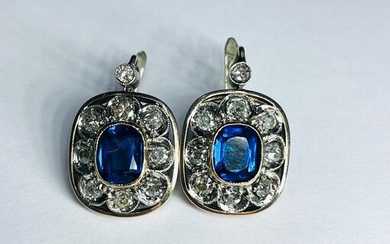 Gold, Silver - Earrings - 4.00 ct Sapphires - Diamonds