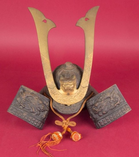 Helmet (1) - samurai dragon kabuto - médium size samurai dragon kabuto - Japan - Shōwa period (1926-1989)