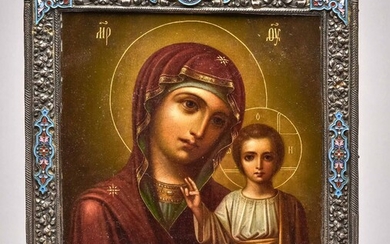Icône, Russie, XIXe siècle, "Vierge de Kazan", bois, tempera à l'œuf sur craie, charge d'argent...