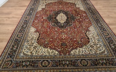 Isphahan - Carpet - 351 cm - 254 cm